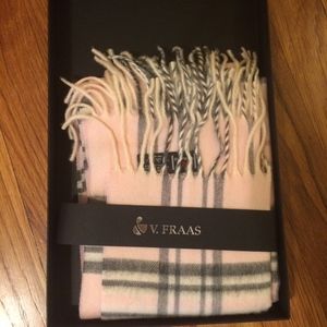 V. Fraas cashmink scarf